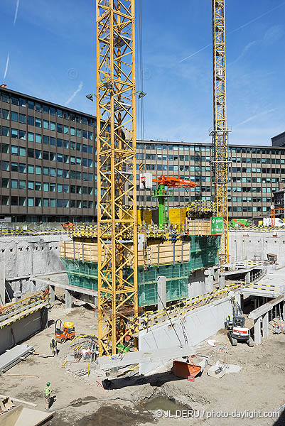 tour des finances à Liège